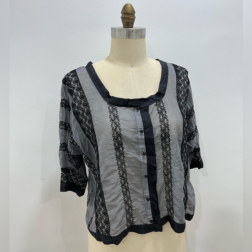 Biya by Johnny Was Vintage Embroidered Button down Top Blk/Grey Small sample sz